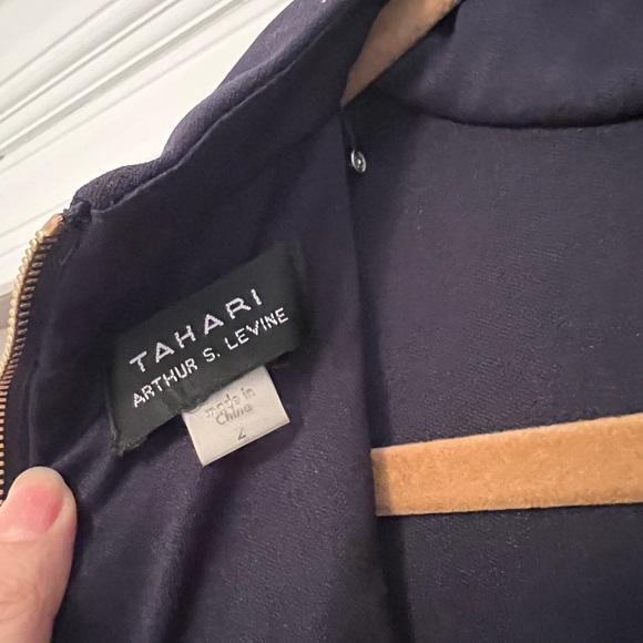 Tahari by ASL Scallop Shift Dress with Mock Neck Women's Dress Navy - Picture 6 of 7